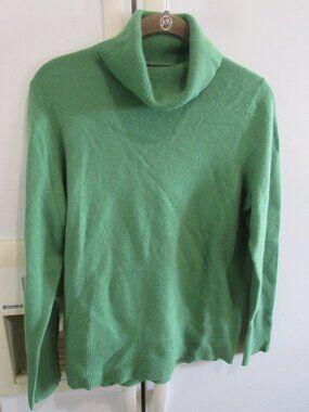 victor alfaro 100%  Cashmere Turtleneck Sweater Green L